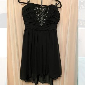 Strapless Formal Dress